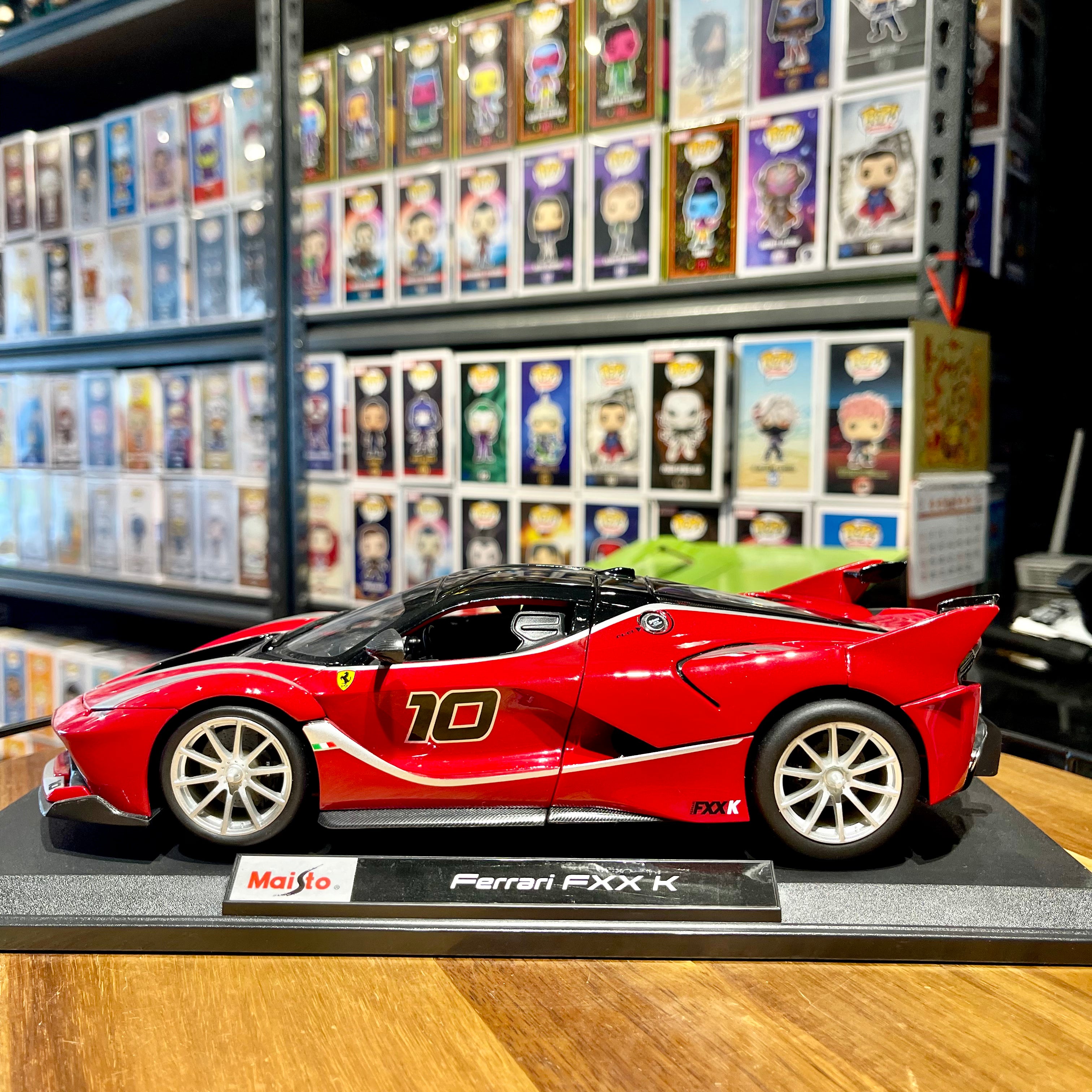 Maisto: Ferrari Fxx K 1:18 Scale – 313 Figs and Toys