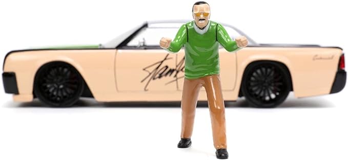 Jada Toys Stan Lee 1:24 1963 Lincoln Continental Die-cast Car & Figure, Toys for Kids and Adults Yellow